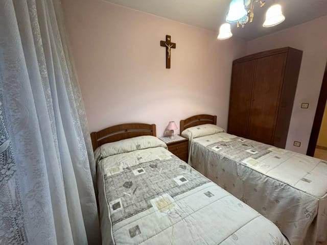 dormitorio 2 antes